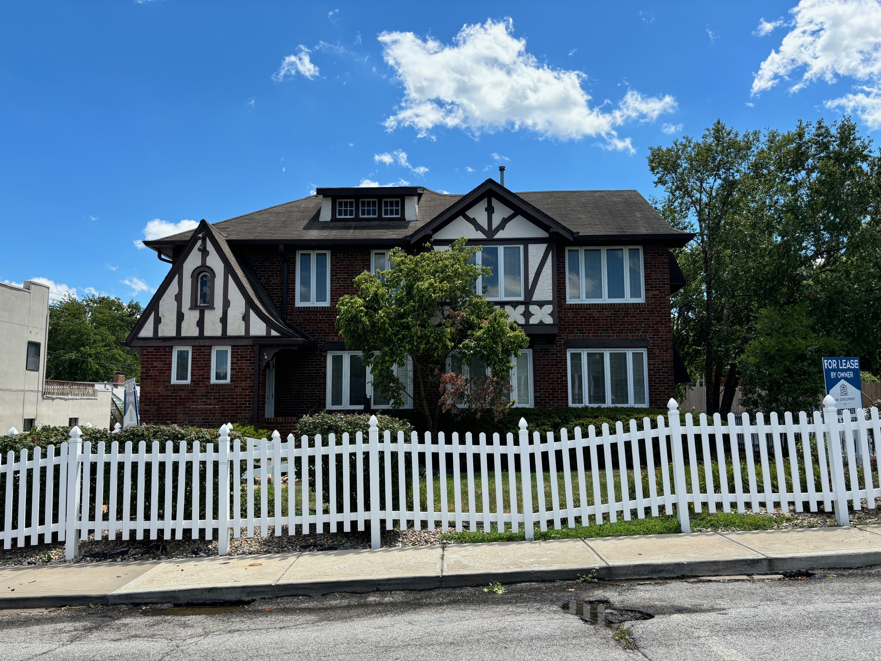 Kirkwood Commercial Property